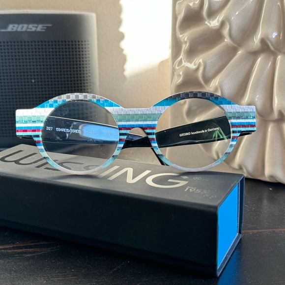 SOLD.  Wissing eyeglass frame - Luxury brand - Picture 6 of 7